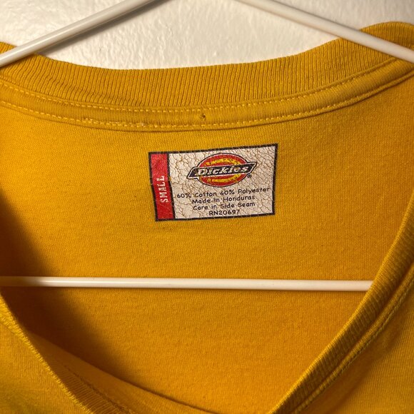 90's Dickies Vintage Yellow T-shirt - Picture 4 of 4
